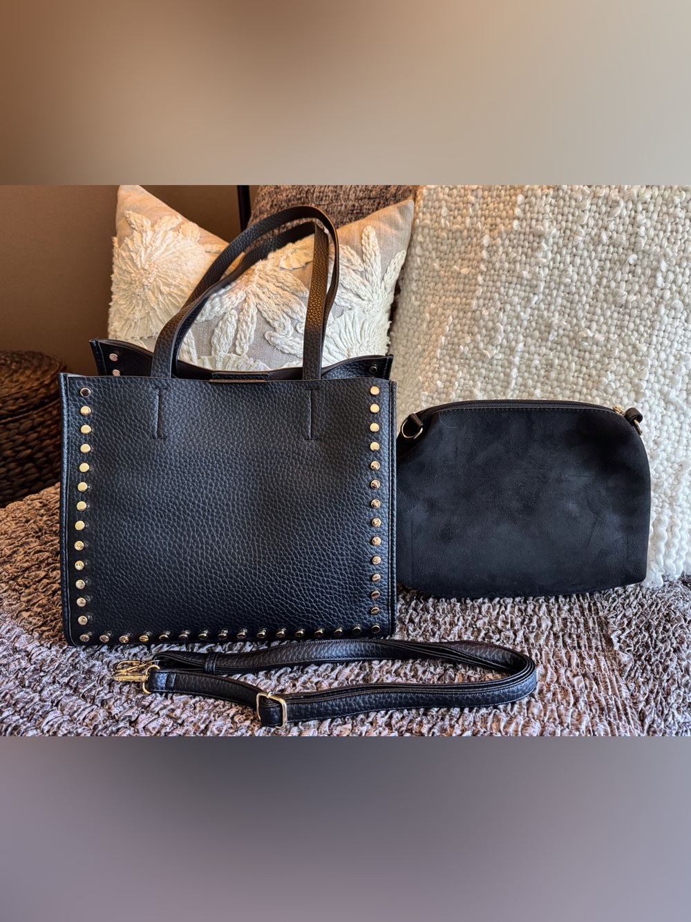 NEW W/O TAGS! Scarlett Black Studded 2-in-1 Tote Bag